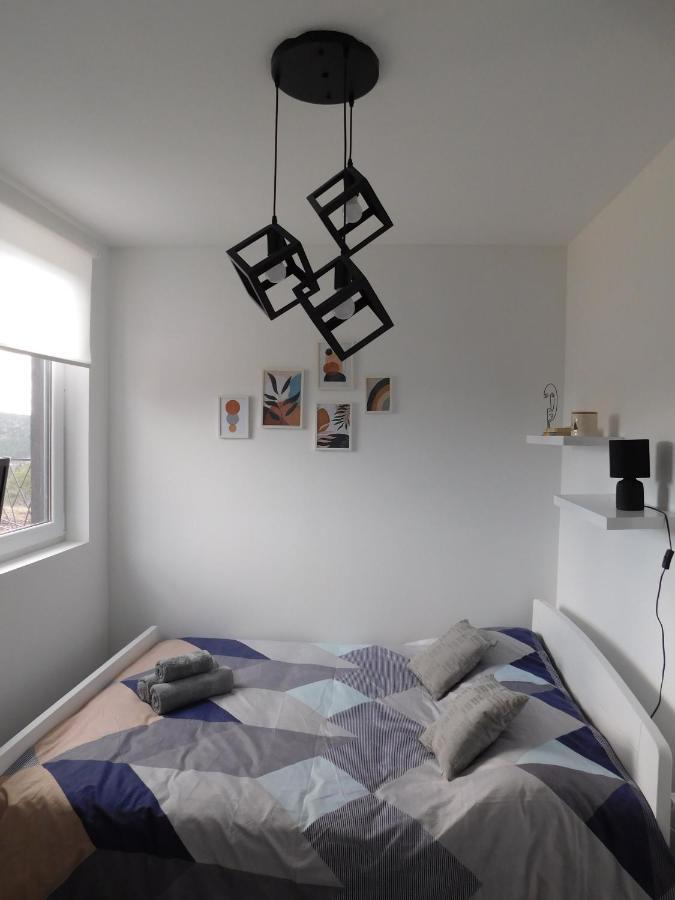 Vila Onyx Divcibare Bagian luar foto