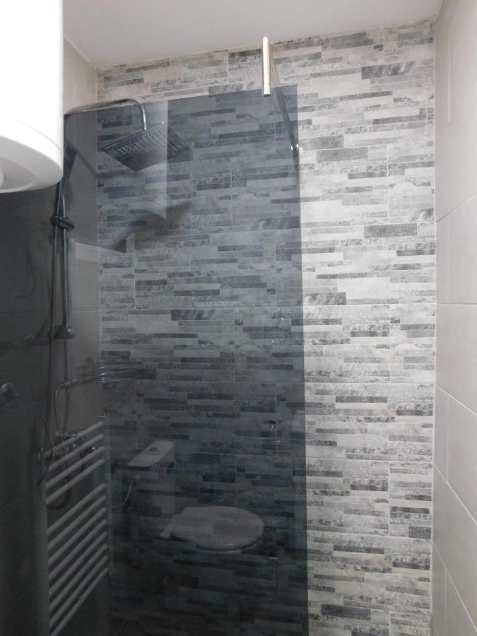 Vila Onyx Divcibare Bagian luar foto
